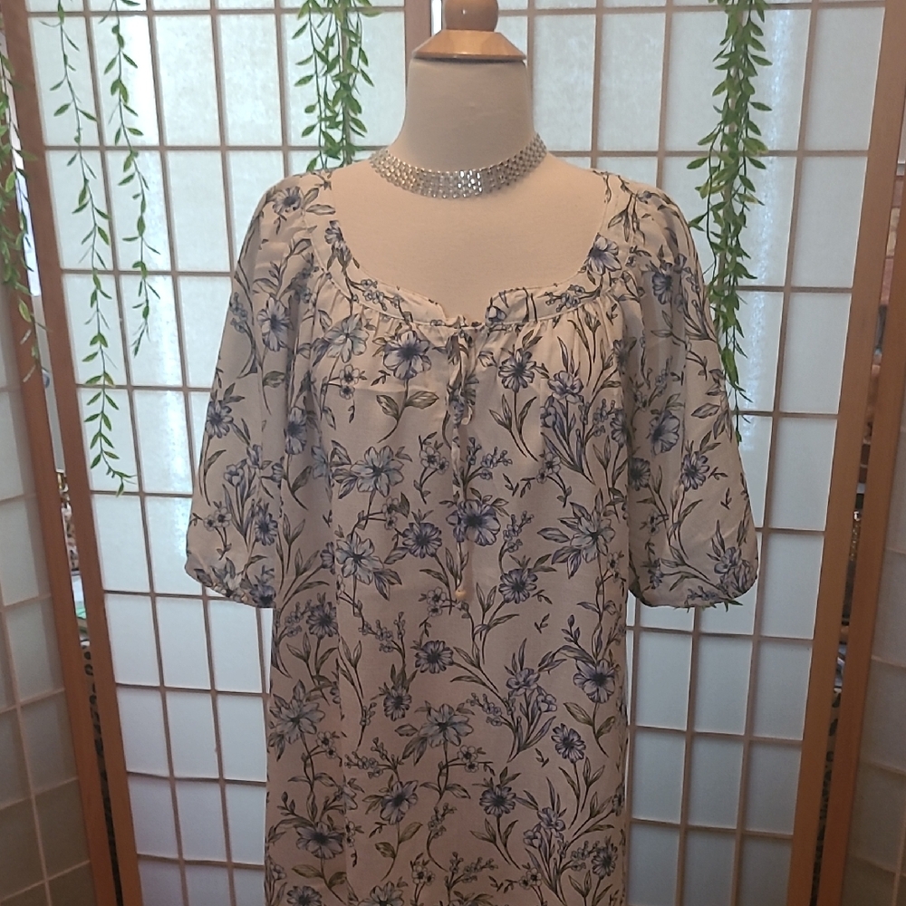 Sara Michelle Floral Top